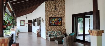 Casa Montenegro | Pool, Nature & Privacy (30+ Guests)