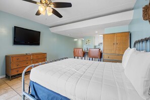 Condo, 1 Queen Bed (Sugar Beach 179) - Sugar Beach 179 (Orange Beach)