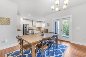 House, Multiple Beds (Driftwood Dunes) | Dining - Driftwood Dunes (Pensacola)