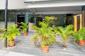 House | Reception - Deluxe With Twin Bed Super Townhouse (Hyderabad)