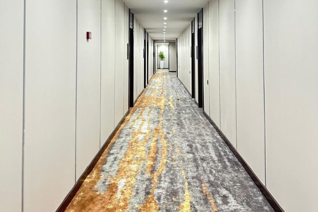 Habitación doble Deluxe, balcón, vista a la montaña | Interior