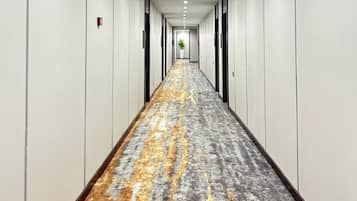 Habitación doble Deluxe, balcón, vista a la montaña | Interior