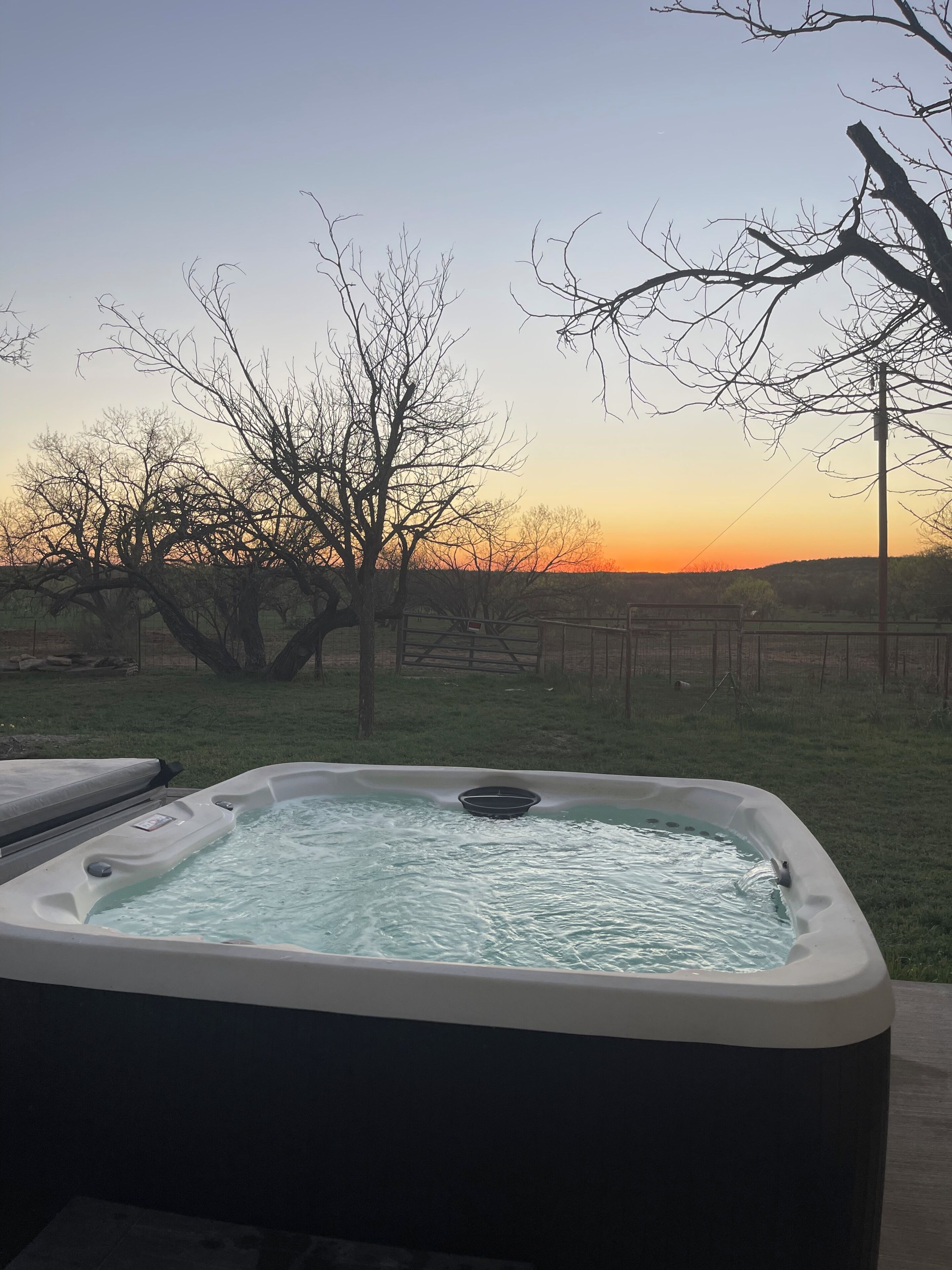 مغطس سبا خارجي