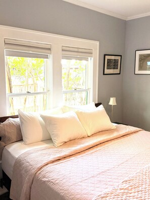 2 quartos, ferros/tábuas de passar roupa, Wi-Fi, roupa de cama