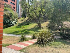 Property grounds - Peaceful 2-bed - Miraflores 3rd floor - private Guatemala city center (guatemala)