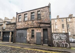 Exterior - Chic City Hideaway - Cozy, Central & Quiet - Pass the Keys (Edinburgh)
