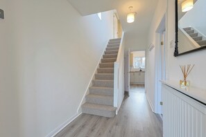 Interior - Newly renovated, lovely garden & driveway parking - Pass the Keys (Slough)