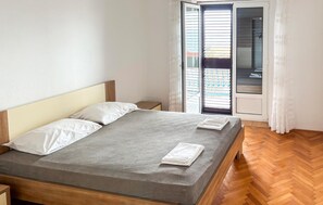 Free WiFi - Beautiful apartment in Karlobag with WiFi (Karlobag)