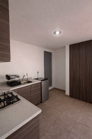 Private kitchen - BOWRA MILAN PROVIDENCIA, PRIVATE APARTMENT 5 (Guadalajara)