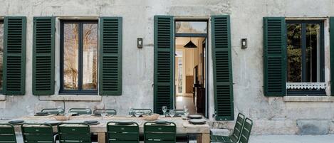 Restauration extérieure