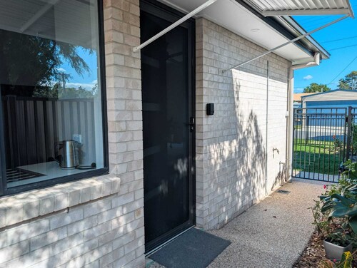 Private Guest Suite in Capalaba • Modern & Quiet