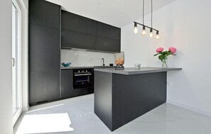 Fridge, microwave, oven, dishwasher - Cozy home in Donji Prolozac (Donji Prolozac)