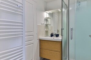 Dusche, Haartrockner