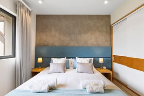 Free WiFi, bed sheets - La Balise Marina - Two Bedroom Apartment, Sleeps 4 (Rivière Noire)
