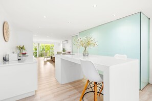 Interior - The Oceana - Studio Apartment, Sleeps 2 (Cape Town)