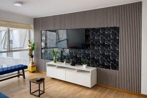 Apartment, 3 Bedrooms, Kitchen | Living area - Depa 3 habitaciones en Costanera 408 (Lima)