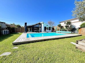 Pool - Air-conditioned house with swimming pool (Gujan-Mestras)