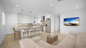 Living area - La Fuentes (Key Largo)