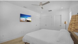 3 Schlafzimmer, Zimmersafe, Bügeleisen/Bügelbrett, Reisekinderbett