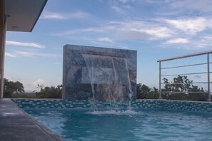 Pool - Lovely apartment with a pool (Cerros de la Bahia)