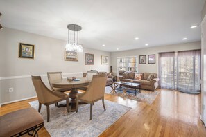 Interior - Pet-Friendly Fairfax Home w/ Yard • Near Dulles (Fairfax)