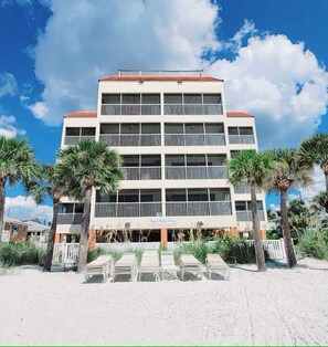 Exterior - Bay to Beach - Aruba 6 2 BR / 2 BA (Fort Myers Beach)