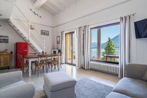 Smart TV - Miravalle - Lago di Lugano con Spiaggia Privata (Cima)