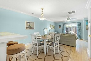 Interior - Firebird Townhouse #2- Short Walk To Beach (Myrtle Beach)