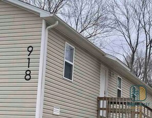 Exterior detail - Pet-Friendly West Plains Pad < 1 Mi to Dtwn! (West Plains)