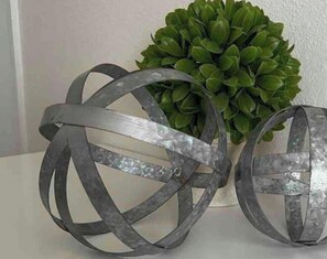 Interior detail - Pet-Friendly West Plains Pad < 1 Mi to Dtwn! (West Plains)