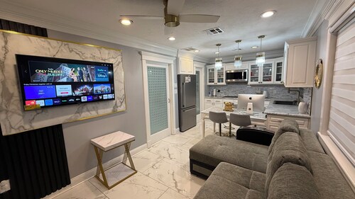 Private Luxury Poolside Guest Suite with Fire Pit & Modern Interior