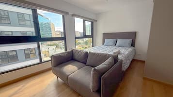 Appartement, 1 queensize bed, kitchenette, uitzicht op stad | Interieur