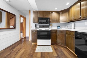 Fridge, microwave, oven, stovetop - Seabreeze Apartment - NEW! Close to Acadia! (Trenton)