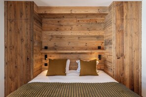 4 bedrooms, iron/ironing board, Internet, bed sheets - Bartavelle – Sauna | Gym | Mtn Views | Alpe d'Huez (Huez)