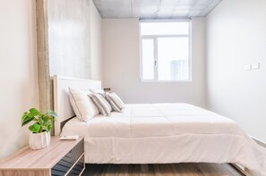 City Suite, City View | Laptop workspace, iron/ironing board, free WiFi - UNA Torre (Monterrey)