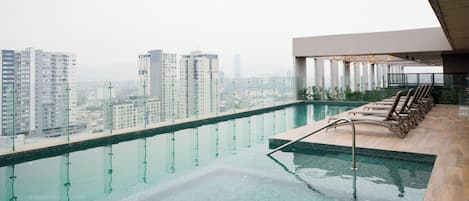 Piscina stagionale all'aperto
