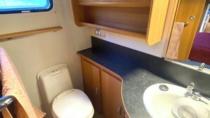 Unclassified image, 4 of 31, button - Caravan "Carmella": on a Hill on a Magnificent Property "Argyle" near Scone NSW (Wingen)