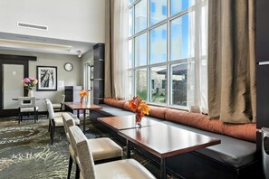 Interior - Relux at Westchase (Houston)