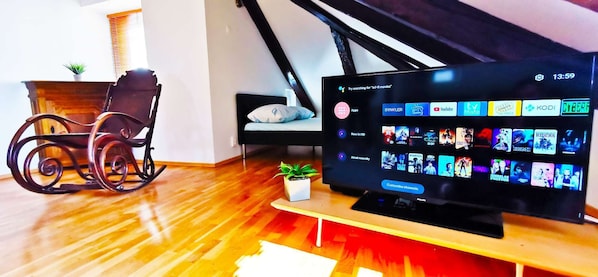 3 bedrooms, iron/ironing board, WiFi, bed sheets - Your Private Escape in the Heart of Split (Split)