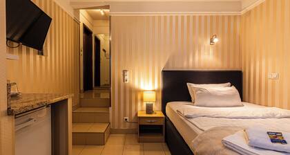 Cozy room- only 15 minutes from Frankfurt