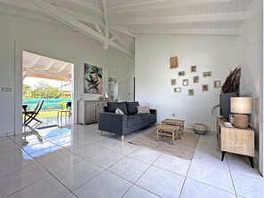 リビング エリア