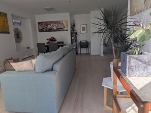 Living area - Stylish Mount Pleasant Townhouse | Walkable, Pet Friendly Stay (Vancouver)