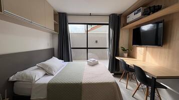 Classic Apartment, City View