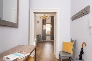 Interior - NEW Listing! Big apt in the Heart of Trastevere (Roma)