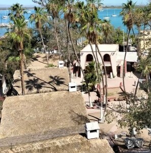 Property grounds - SS 1A Cabaña rustica frente al malecón de La Paz (La Paz)