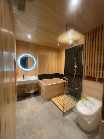 Standard Villa, Balcony, Mountain View | Bathroom. Hokkaido ZEN Cabin