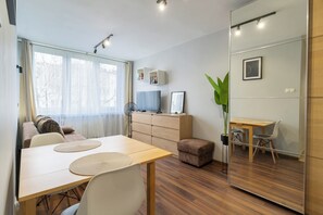 Living area - Silesia Urban Comfort Apartment (Katowice)