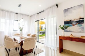 Dining - 3-bedroom villa in tranquil Punta Cana with Private Pool (Punta Cana)
