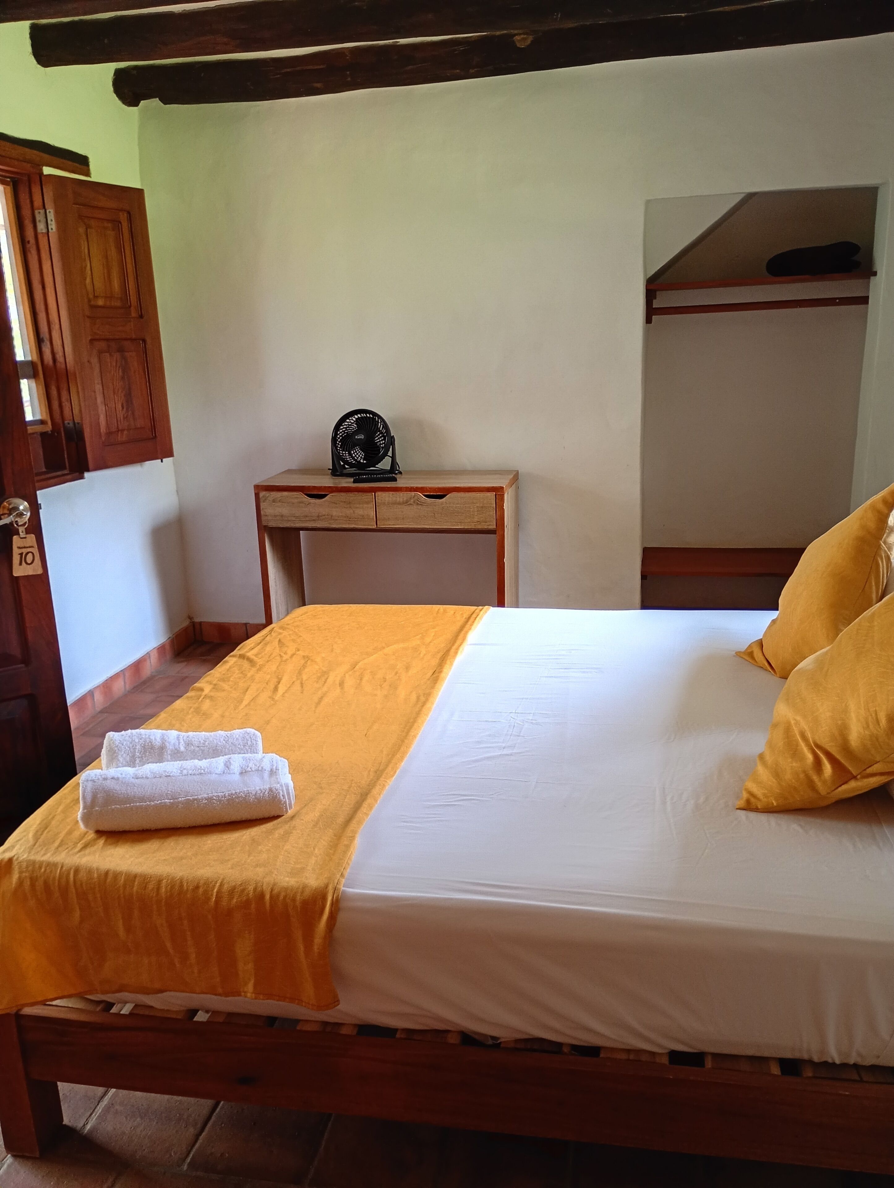 Habitación estándar, vista a la montaña, en el área del jardín