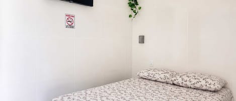 Suíte Casal Térrea - Pousada On the Beach - Aquiraz | 高級寝具、WiFi (無料)、客室ごとに異なる装飾、客室ごとに異なるインテリア